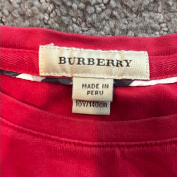 Burberry Red Tee with Gold Cavalry Horse Motif - Picture 4 of 8